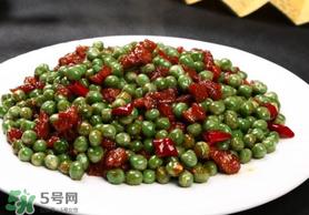 豌豆和牛肉能一起吃吗？豌豆能和牛肉一起吃吗？