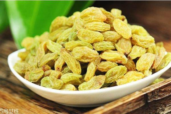 葡萄干吃多了会胖吗 葡萄干吃多了会怎样