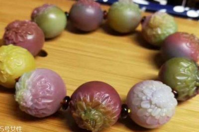 ​盐源玛瑙什么颜色好 教你学会选择
