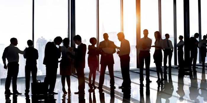 老公精神出轨处理的最佳方法(发现我老公几年前精神出轨过)