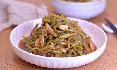 ​酱香浓郁豆角丝的做法 无敌下饭巨好吃！