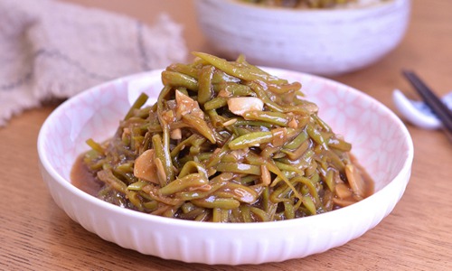 酱香浓郁豆角丝的做法 无敌下饭巨好吃!