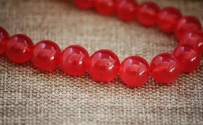 ​红纹石的作用-佩戴红纹石有什么好处？