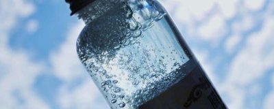 ​清洁水和爽肤水的区别是什么