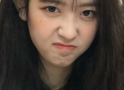 ​桃子软了有点酸可以吃吗 桃子放在米里会变软吗