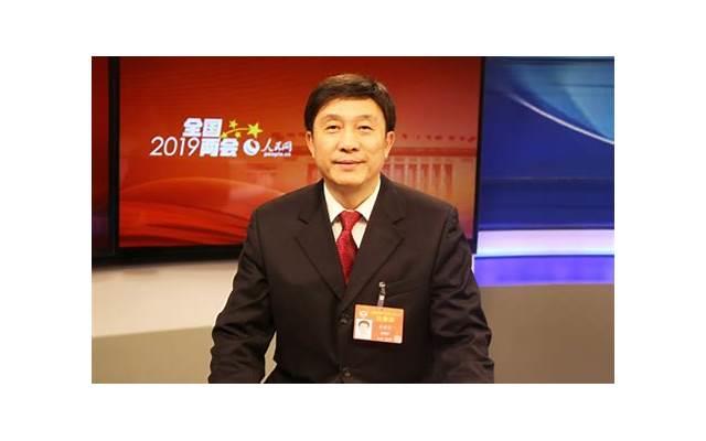 胡歌新代言，男神胡歌为全新一代凯迪拉克CT6代言