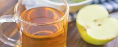 ​为什么榨苹果汁会变黑 鲜榨苹果汁氧化变黑我还能喝吗