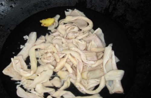 卤鸭肠需要多长时间,鸭肠怎么卤才是脆的鸭肠的卤制方法图3