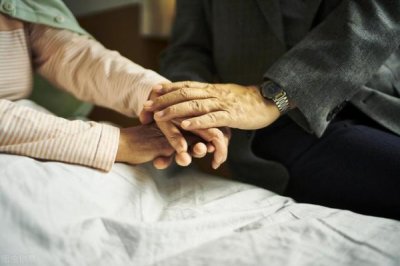 ​红色经典婺源红洒价格，婺源红红色经典酒多少钱一瓶