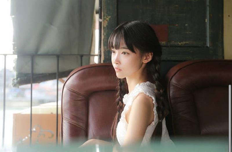 冯提莫个人资料（冯提莫晒了这样一张照片）