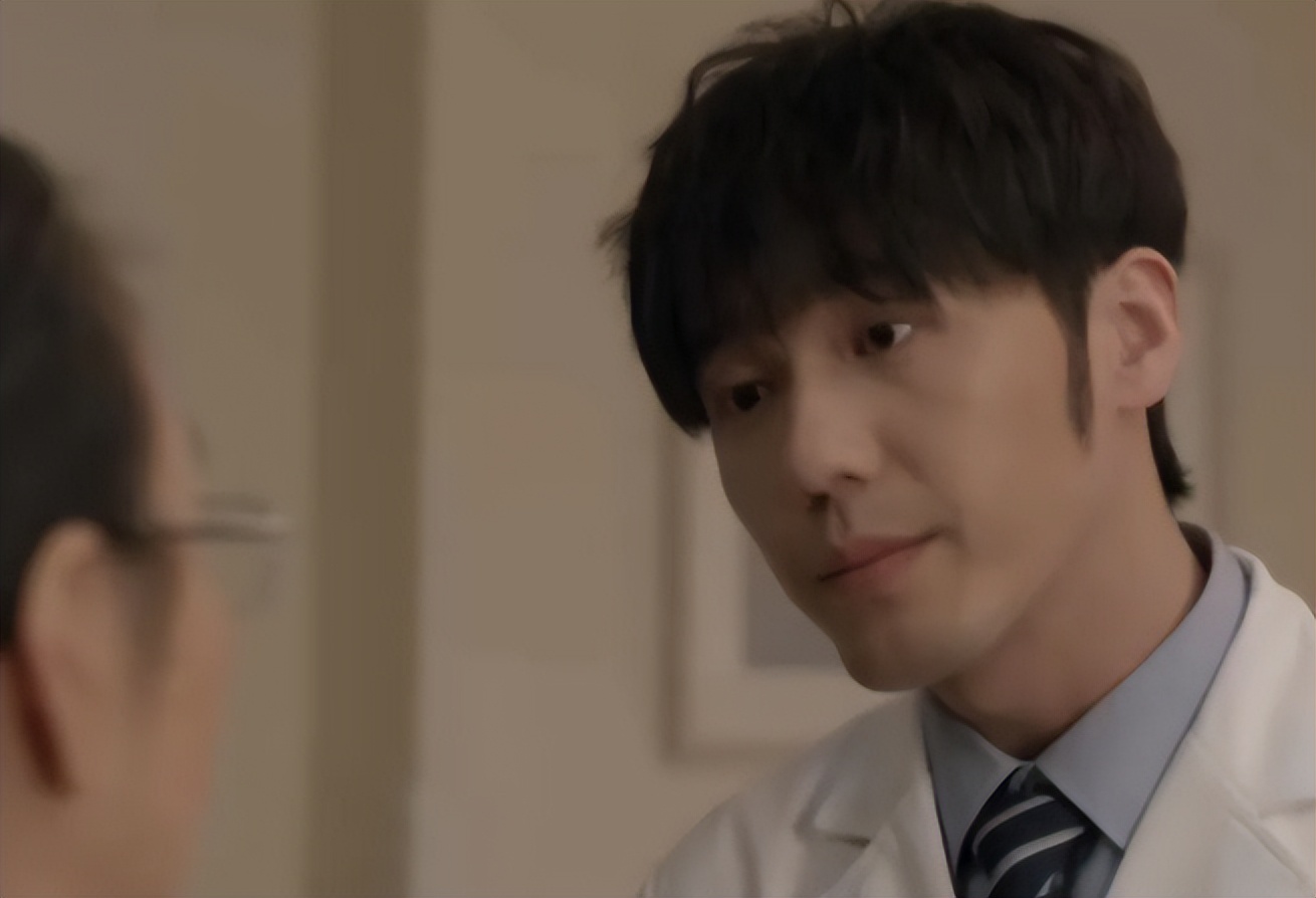 范丞丞丢掉包袱“狂飙”30斤,小鲜肉秒变大叔!网友:支持!