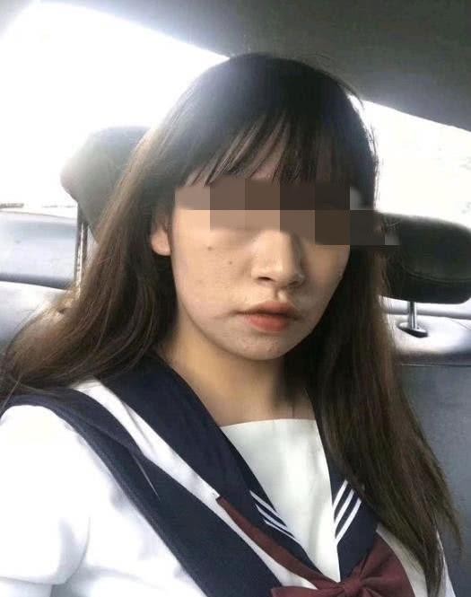 女孩因P图一夜全网爆红，你还记得曾经的贴吧剪刀手女神吗？