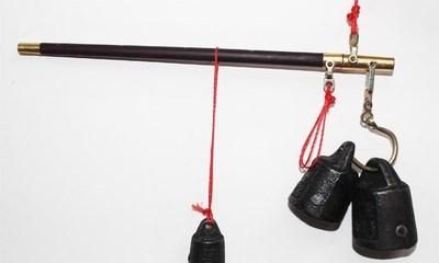 老称杆一般用什么木材，老辈人用的大称是什么木头？图2