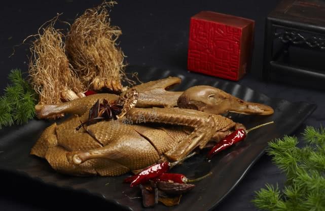 必吃餐厅绘就武汉美食地图，第一站：湖锦酒楼