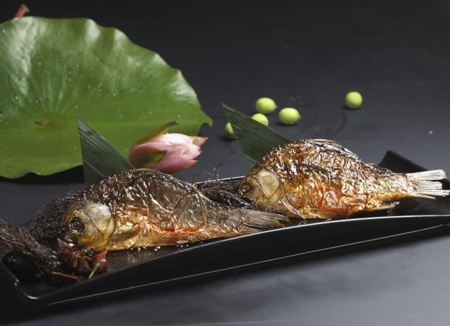 必吃餐厅绘就武汉美食地图，第一站：湖锦酒楼