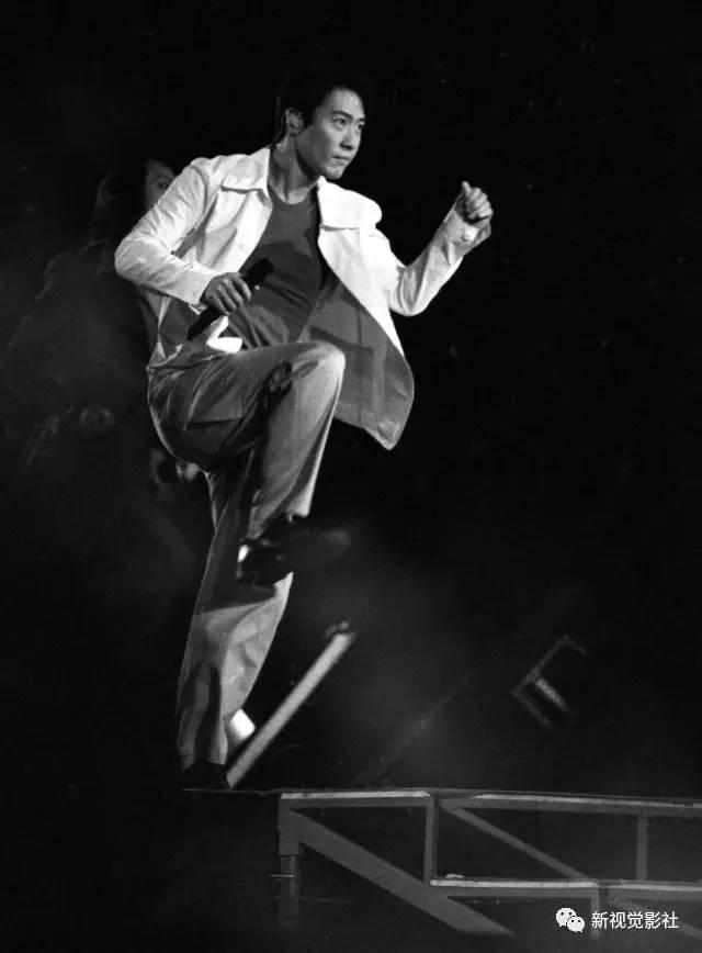 盘点各地明星演唱会（独家呈现天王天后）(2)