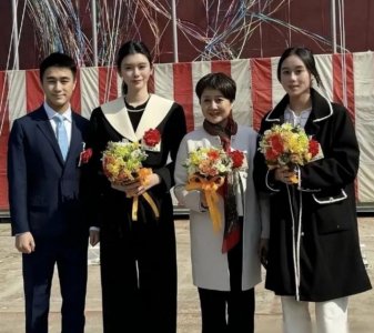 ​两岁就开始攒大牌包，奚梦瑶女儿取代王诗龄，成为投胎首选